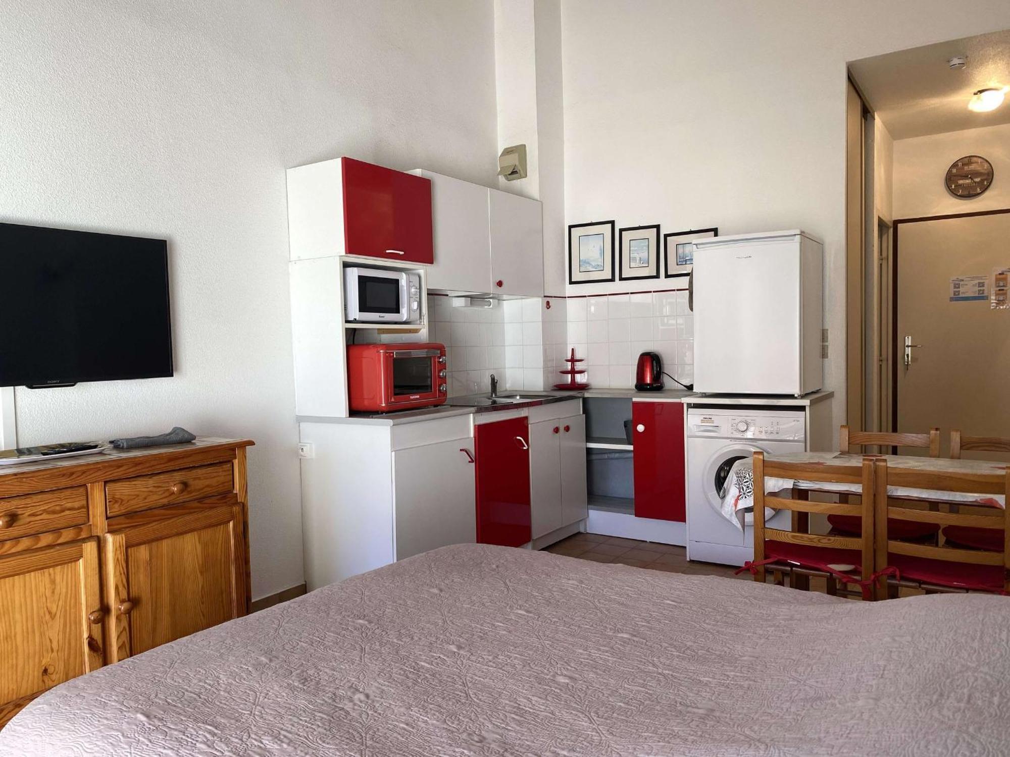Studio Cosy Avec Terrasse, Parking, Proche Thermes - Balaruc-Les-Bains - Fr-1-553-89 Eksteriør billede